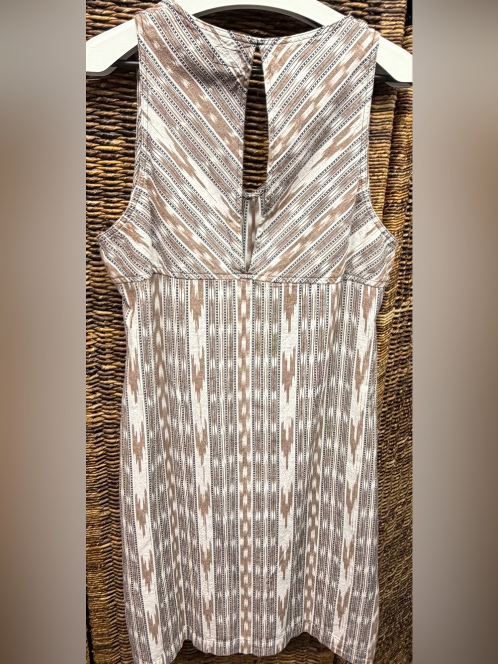 Kavu- Sleeveless Aztec Stripe Tank Dress in Cream and Taupe, Size: Large - Picture 7 of 7